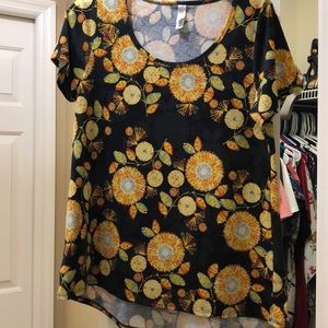 Lularoe classic T-shirt